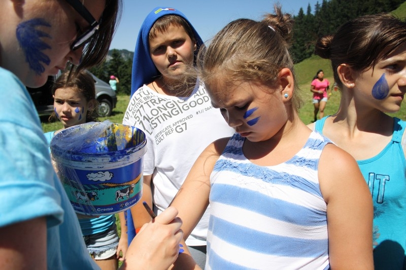 Village Camps International Summer Camp Leysin, Switzerland 2025-08-09 https://www.villagecamps.com/journals_admin/images/709-42-festival (52).jpg